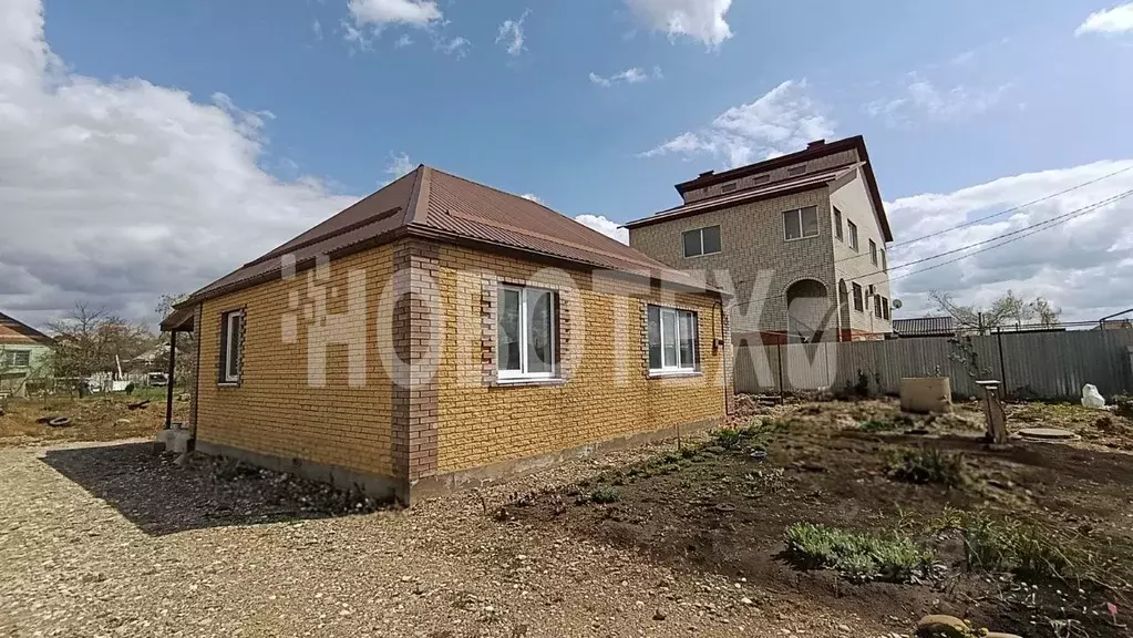 Дом в Краснодарский край, Апшеронск Лунная ул., 23 (65 м) - Фото 1
