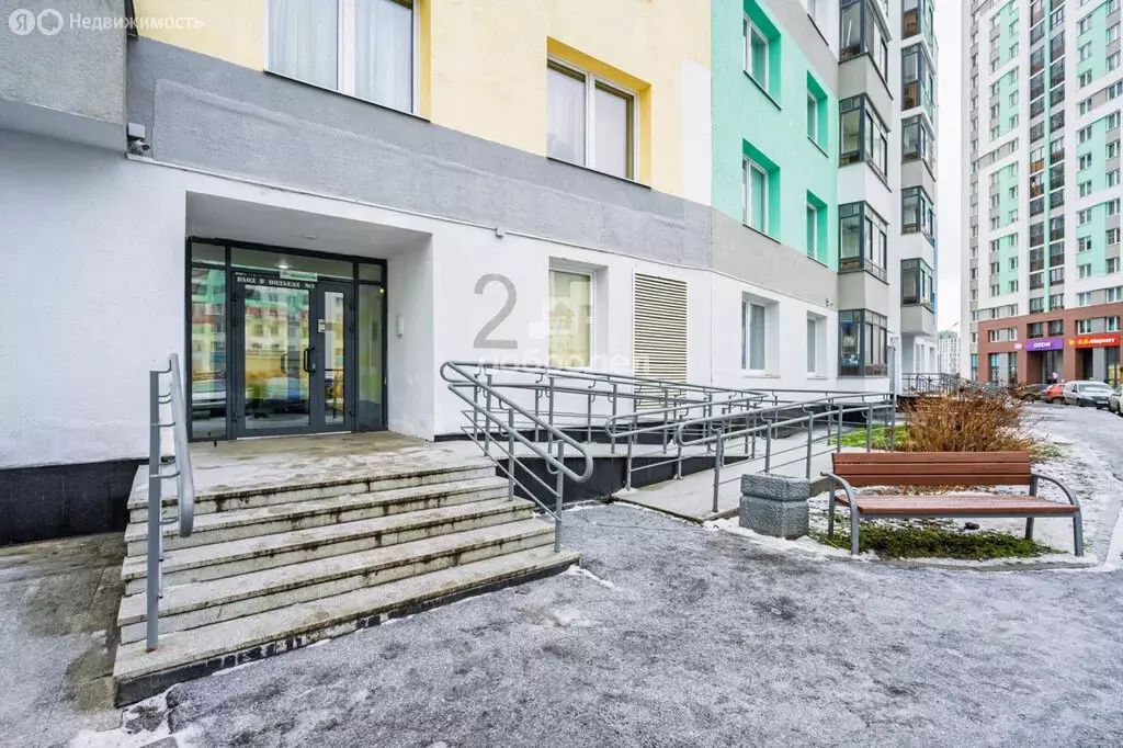 2-комнатная квартира: Екатеринбург, улица Павла Шаманова, 13 (60 м) - Фото 1