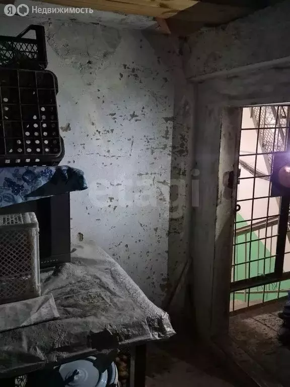 4-комнатная квартира: Тюмень, улица Циолковского, 15 (71.5 м) - Фото 1