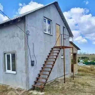Дом в Крым, Евпатория городской округ, Новоозерное пгт ул. ... - Фото 1