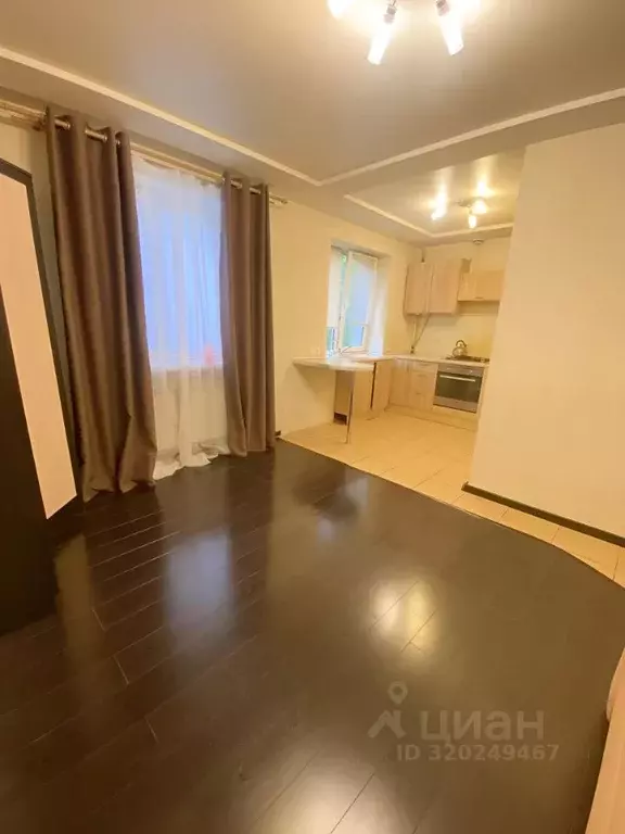 3-к кв. Волгоградская область, Волгоград Шекснинская ул., 10 (63.2 м) - Фото 0