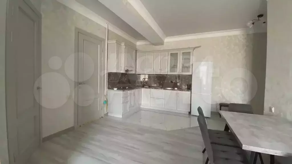 1-к. квартира, 50 м, 2/4 эт. - Фото 1