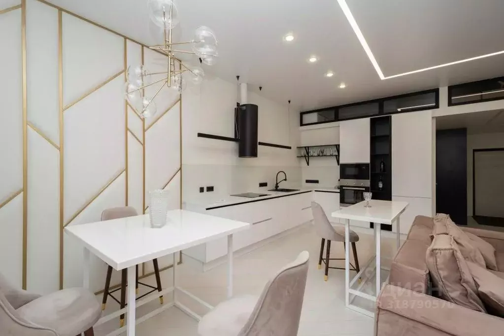 3-к кв. Иркутская область, Иркутск ул. Сергеева, 5/8 (90.0 м) - Фото 0