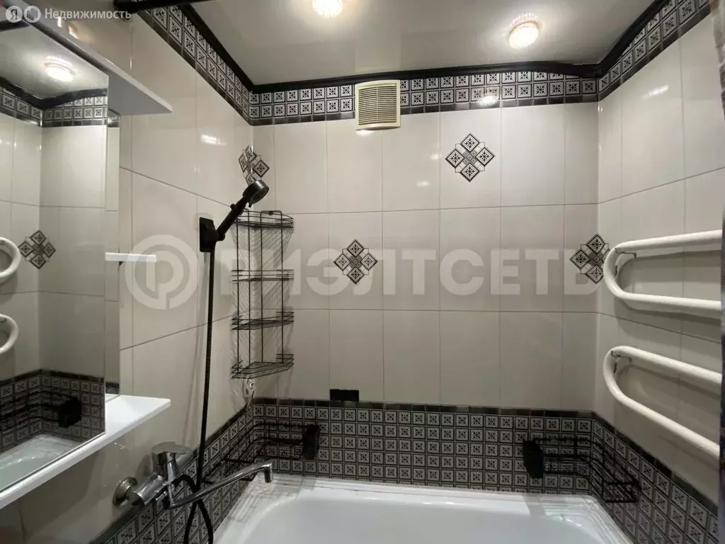 2-комнатная квартира: Мурманск, жилой район Росляково, Молодёжная ... - Фото 1