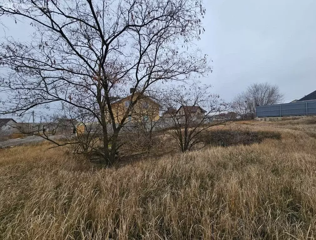 Участок в Волгоград, микрорайон Солнечный, Листопадная улица (6.55 м) - Фото 1