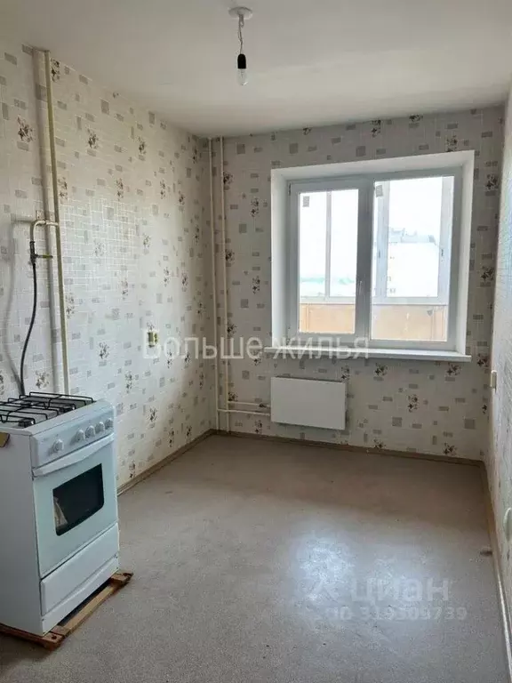 3-к кв. Волгоградская область, Волгоград ул. Маршала Воронова, 18 ... - Фото 0