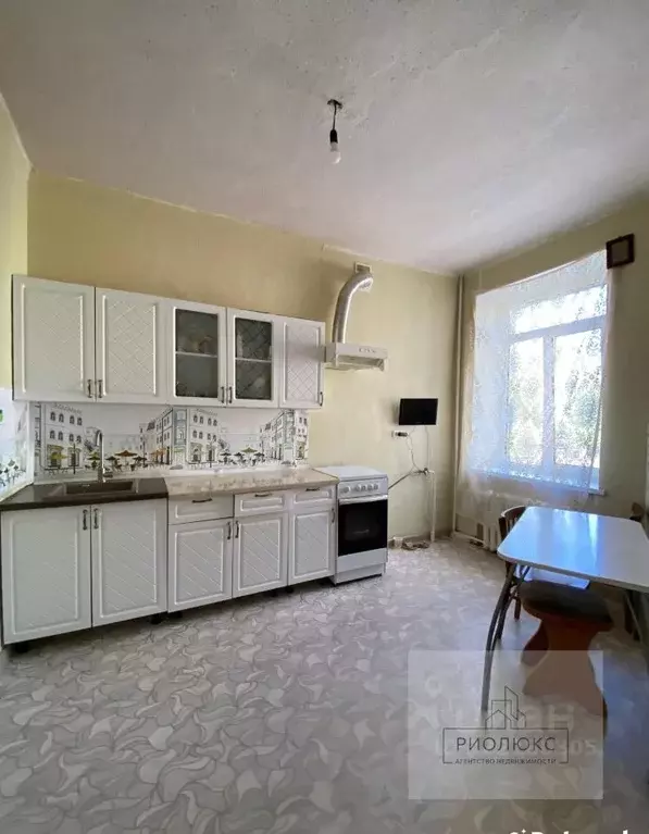 2-к кв. Челябинская область, Магнитогорск ул. Ломоносова, 8 (67.5 м) - Фото 1