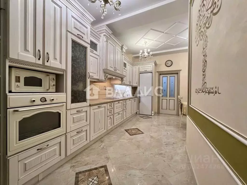 3-к кв. Владимирская область, Владимир ул. Чайковского, 25а (135.0 м) - Фото 0