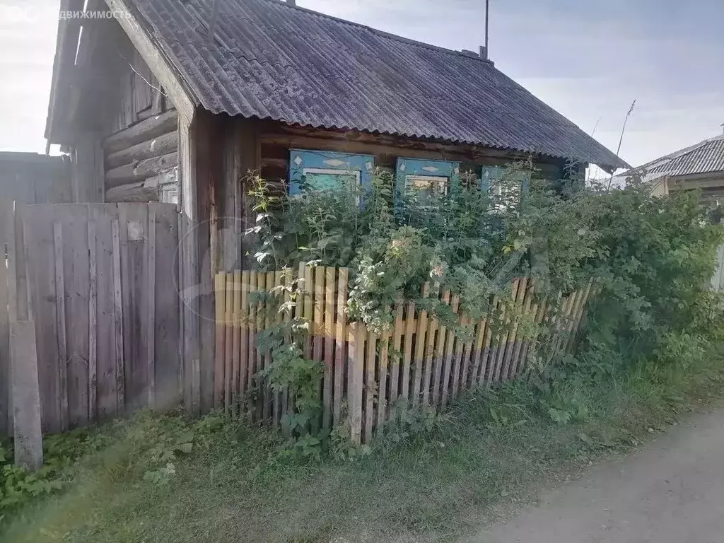 Дом в Свердловская область, посёлок городского типа Тугулым (20 м) - Фото 0