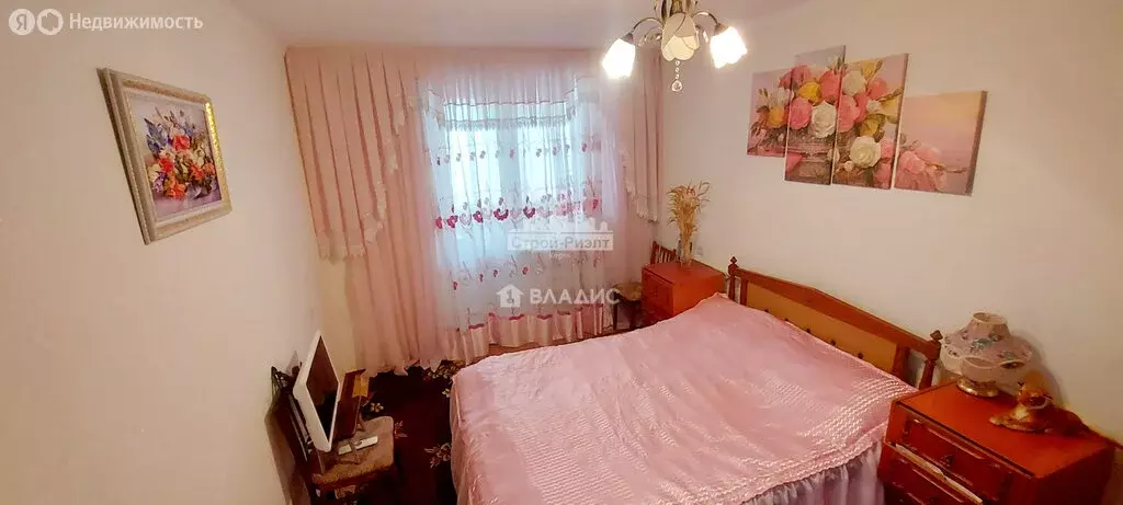 4-комнатная квартира: Керчь, Майский переулок, 4 (82 м) - Фото 1