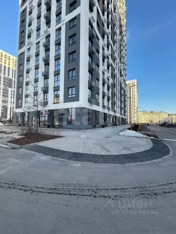 Помещение свободного назначения в Тюменская область, Тюмень ул. ... - Фото 1