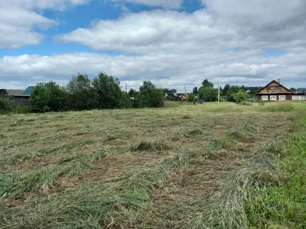 Участок в Свердловская область, Сысертский городской округ, с. ... - Фото 1