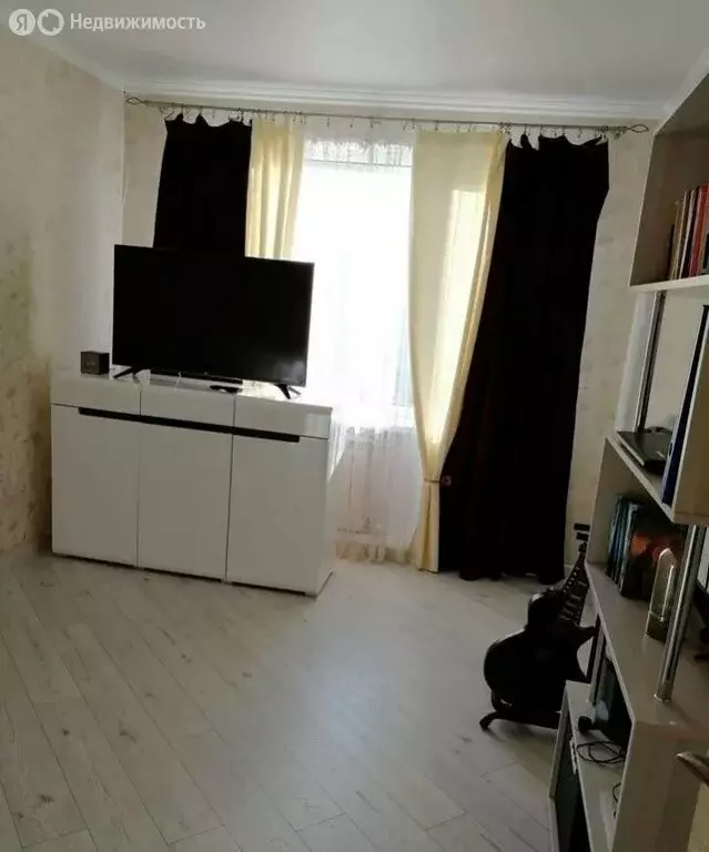 1-комнатная квартира: Калининград, улица Льва Толстого, 4 (31 м) - Фото 1