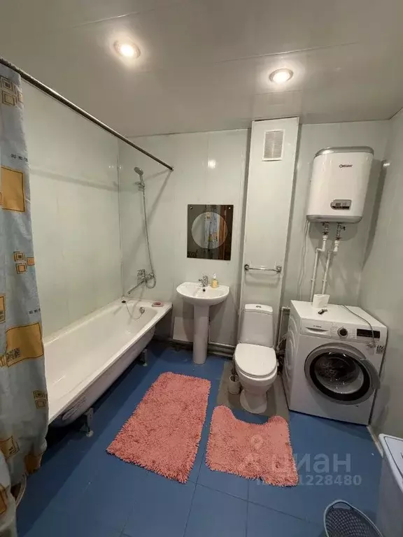 3-к кв. Астраханская область, Астрахань ул. Кирова, 20 (86.0 м) - Фото 1