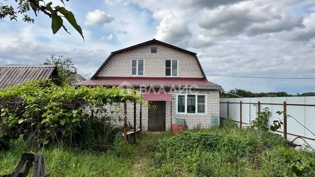 Дом в Белгородская область, Старооскольский городской округ, с. ... - Фото 1