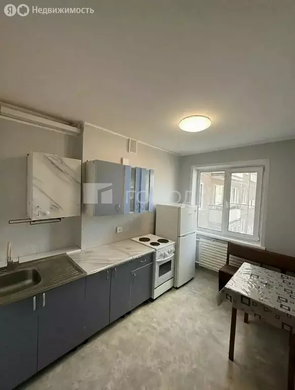 3-комнатная квартира: Барнаул, улица Шумакова, 44 (61.5 м) - Фото 2