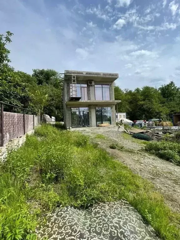 Дом в Краснодарский край, Сочи городской округ, с. Молдовка ул. ... - Фото 1