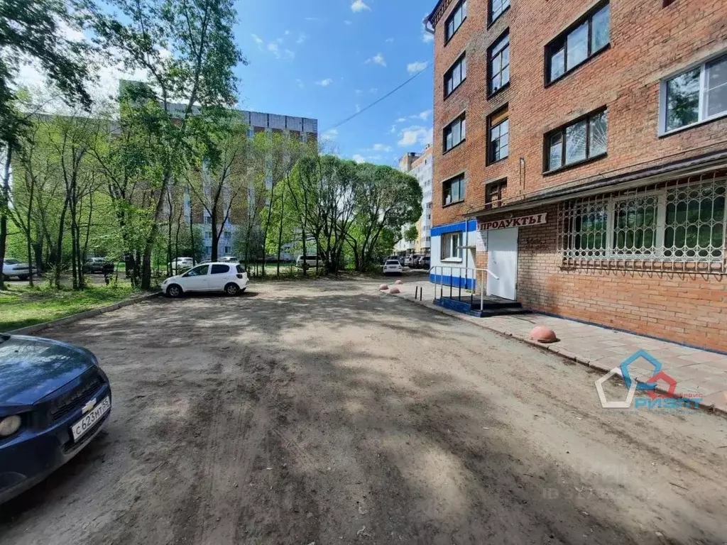 Помещение свободного назначения в Омская область, Омск просп. ... - Фото 1