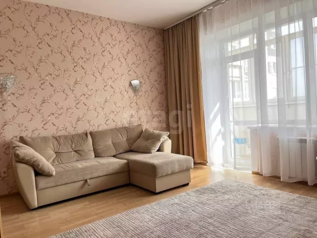 3-к кв. Челябинская область, Челябинск ул. Работниц, 72 (93.7 м) - Фото 1