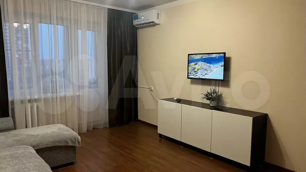 1-к. квартира, 40м, 5/10эт. - Фото 0