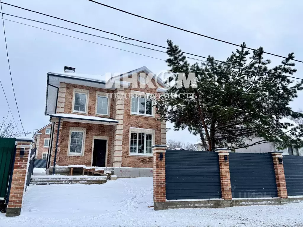 Дом в Москва д. Шарапово, 7 (150 м) - Фото 1