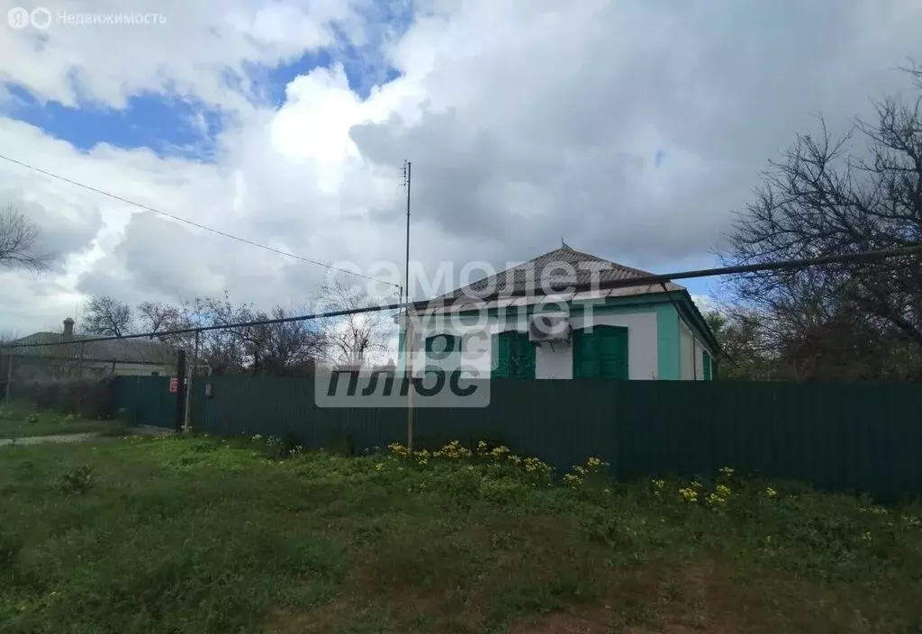 Дом в село Ейское Укрепление, улица Суворова, 47 (50 м) - Фото 1