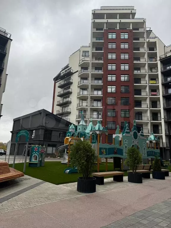 2-к. квартира, 90 м, 4/10 эт. - Фото 0