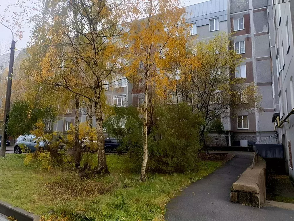 3-к кв. Ленинградская область, Гатчина ул. Слепнева, 4к4 (96.0 м) - Фото 2