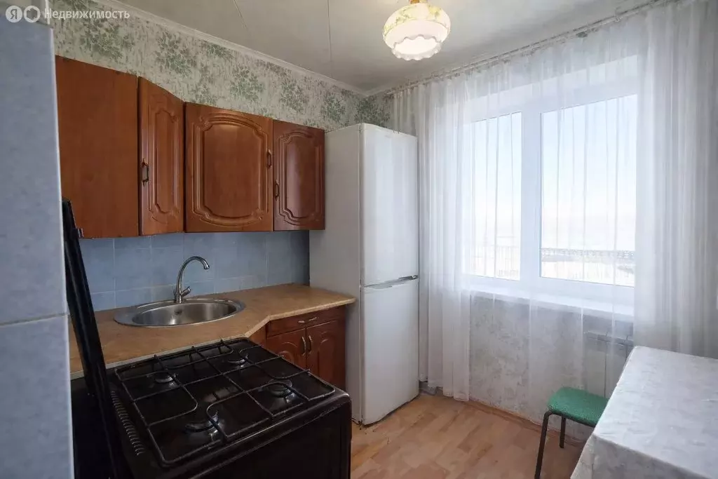 3-комнатная квартира: Кувандык, Клубная улица, 6 (56.7 м) - Фото 1