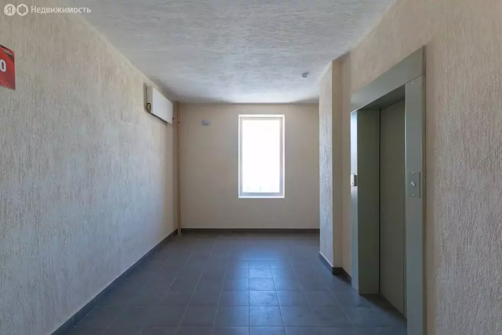 1-комнатная квартира: Тюмень, улица Ветеранов Труда, 9А (32.4 м) - Фото 1