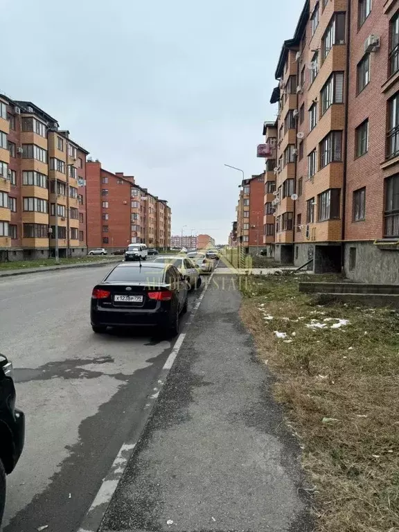 Офис в Северная Осетия, Владикавказ ул. Генерала Дзусова, 6А (50 м) - Фото 1
