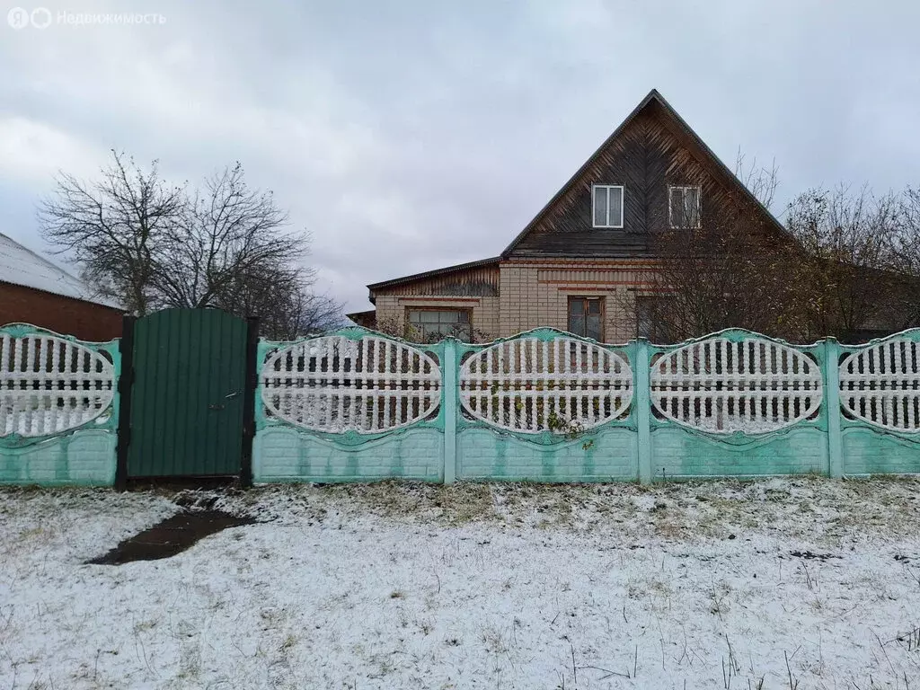 Дом в село Большие Полянки, улица Бутлерова (159 м) - Фото 1