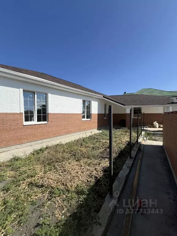 Дом в Ставропольский край, Ессентуки Октябрьская ул., 188 (127 м) - Фото 1