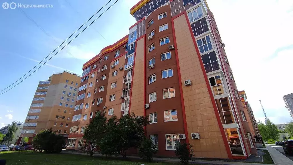 2-комнатная квартира: Киров, улица Сурикова, 14к1 (56 м) - Фото 1