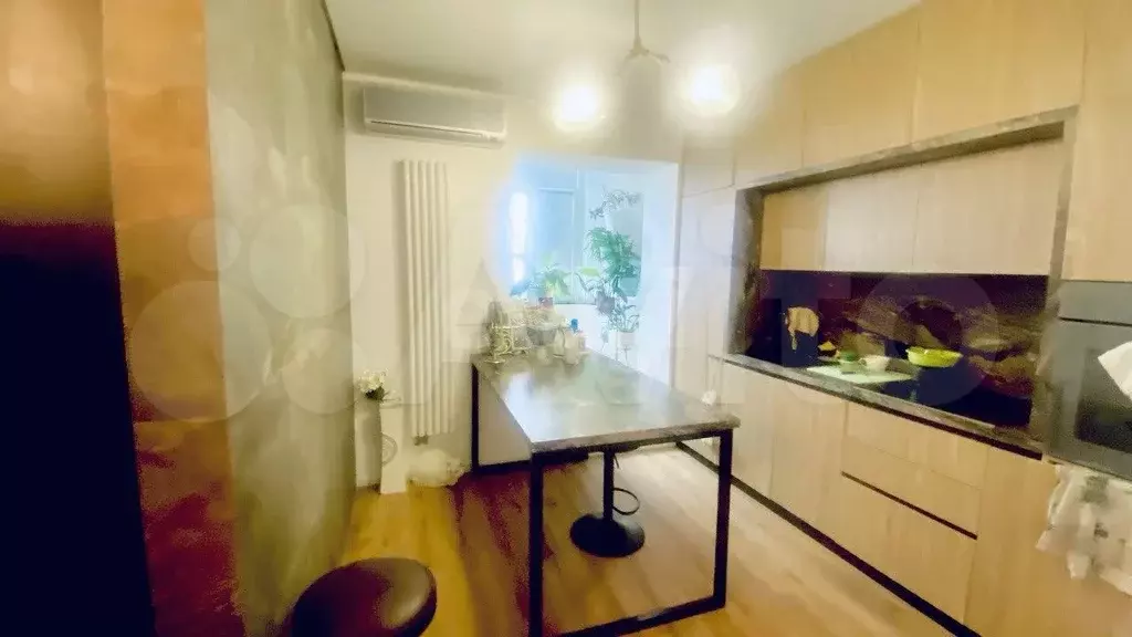 Комната 15 м в 2-к., 9/9 эт. - Фото 1