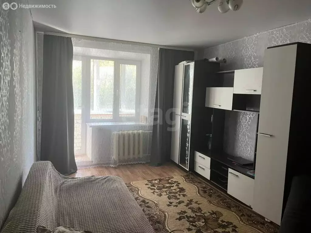 1-комнатная квартира: Брянск, улица Дзержинского, 40А (36.5 м) - Фото 0