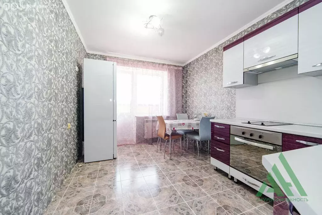2-комнатная квартира: село Чигири, Центральная улица, 30 (49.8 м) - Фото 1
