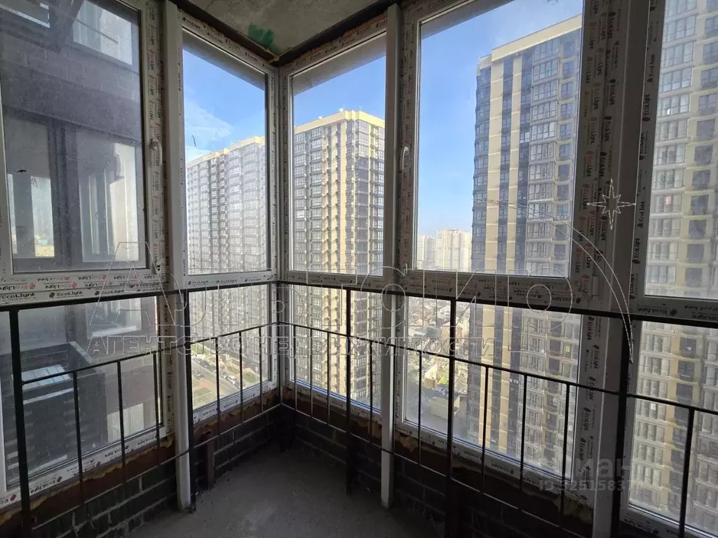 Студия Ростовская область, Ростов-на-Дону, Нахичевань ул. 23-я Линия, ... - Фото 1