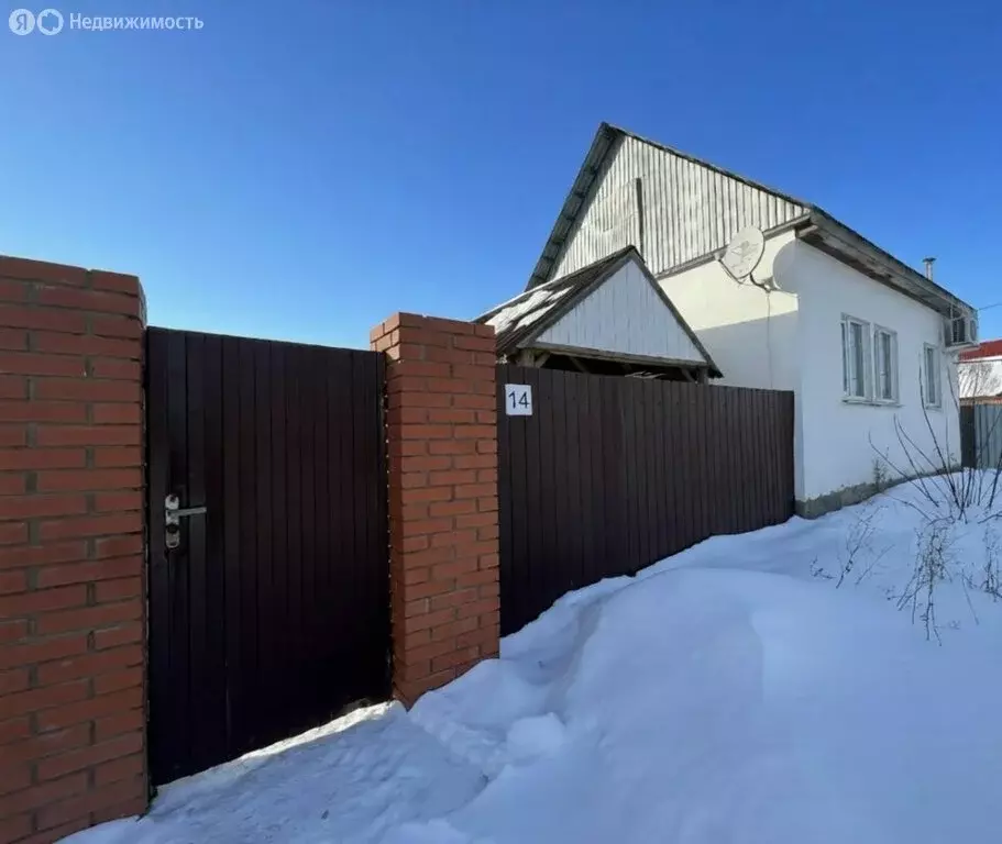 Дом в село Лопатино, Заречная улица, 14 (70 м) - Фото 1