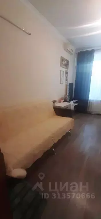 2-к кв. Крым, Евпатория ул. Революции, 35 (36.0 м) - Фото 0