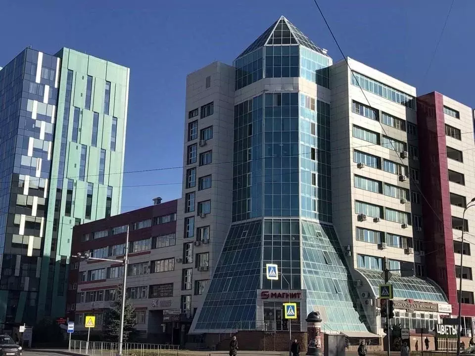 Помещение свободного назначения в Тюменская область, Тюмень ул. ... - Фото 1