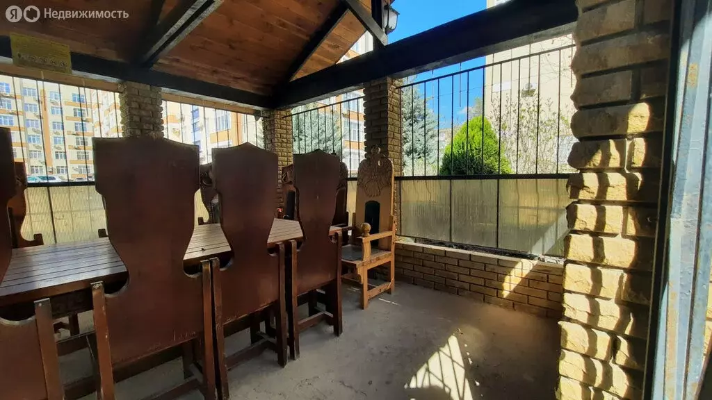 2-комнатная квартира: Евпатория, улица Полупанова, 27Ж (75 м) - Фото 1