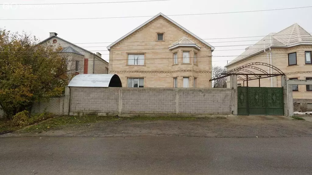 Дом в Ставрополь, улица Постникова, 9 (457.5 м) - Фото 1