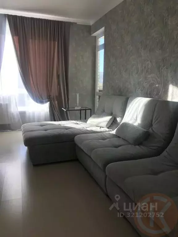 2-к кв. Крым, Симферополь ул. Генерала Родионова, 3Б (58.0 м) - Фото 1