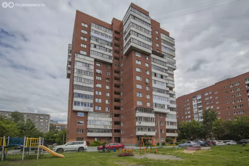 2-комнатная квартира: Екатеринбург, Боровая улица, 19А (40.2 м) - Фото 0