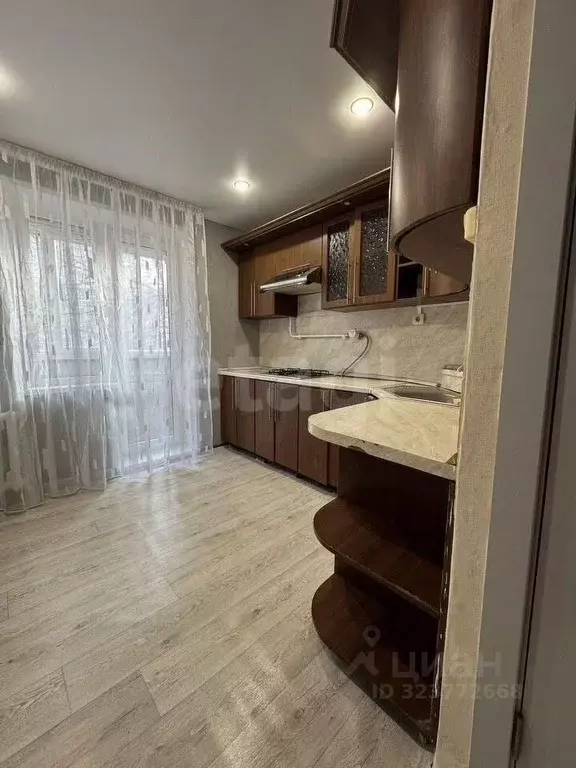 2-к кв. Белгородская область, Белгород ул. Есенина, 12 (50.6 м) - Фото 2