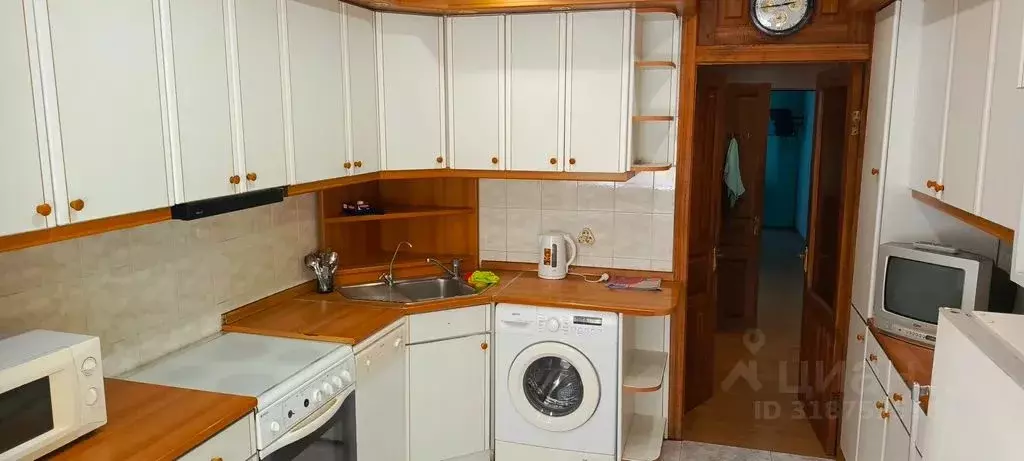 3-к кв. Крым, Судак ул. Бирюзова, 58 (75.0 м) - Фото 0