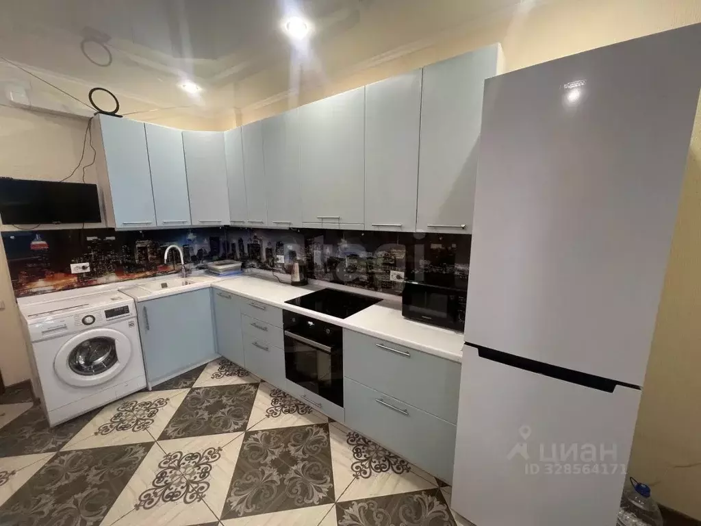 1-к кв. Тюменская область, Тюмень ул. Мельникайте, 2к7 (42.0 м) - Фото 1