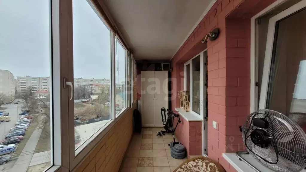 1-к кв. Тюменская область, Тюмень Полевая ул., 27к2 (34.4 м) - Фото 1
