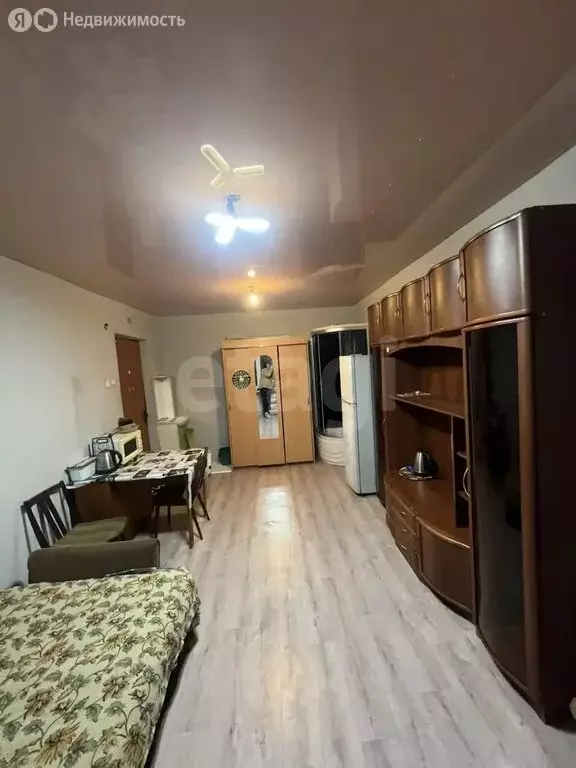 Квартира-студия: Оренбург, проспект Дзержинского, 6 (18 м) - Фото 1